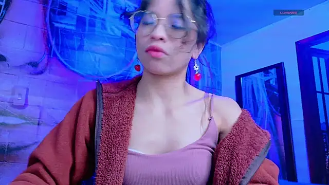 Giaa rossi online show from March 25, 2026, 2:05 pm