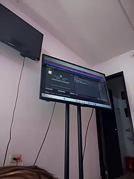 Natalia vidal online show from October 26, 2025, 1:33 pm