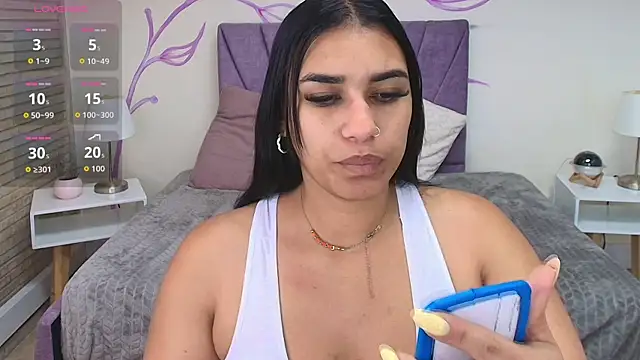 Lia Blake  online show from October 22, 2025, 12:04 pm