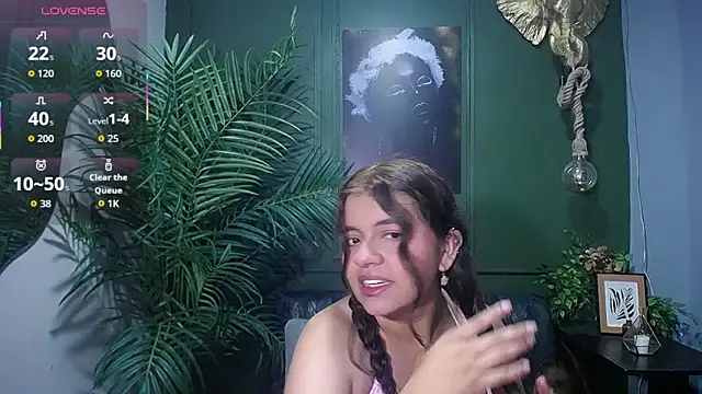 sweety smilee online show from September 13, 2025, 12:27 pm