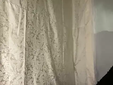 Snapshot of Euricka_Carter chatting on December 20, 2025, 3:15 pm Euricka Carter online show from December 20, 2025, 3:15 pm