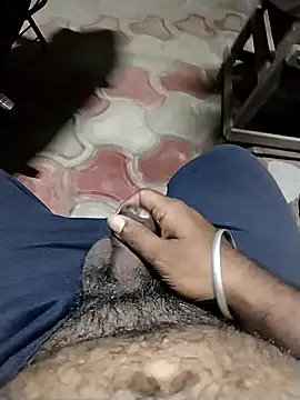 Girls pussy rider online show from January 13, 2026, 5:39 pm