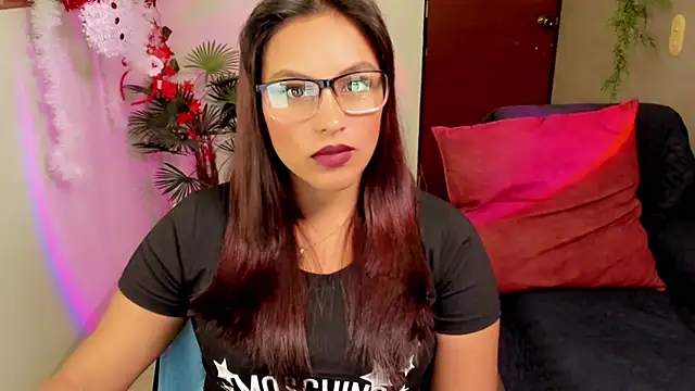 Cameroon-Diaz online show from November 29, 2025, 1:44 pm