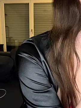Snapshot of real_m1ssy chatting on October 14, 2025, 5:46 pm real m1ssy online show from October 14, 2025, 5:46 pm