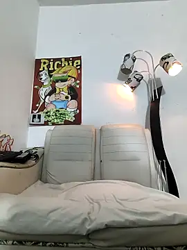 Snapshot of Thomasjons_ chatting on February 13, 2026, 1:49 am Thomasjons online show from February 13, 2026, 1:49 am