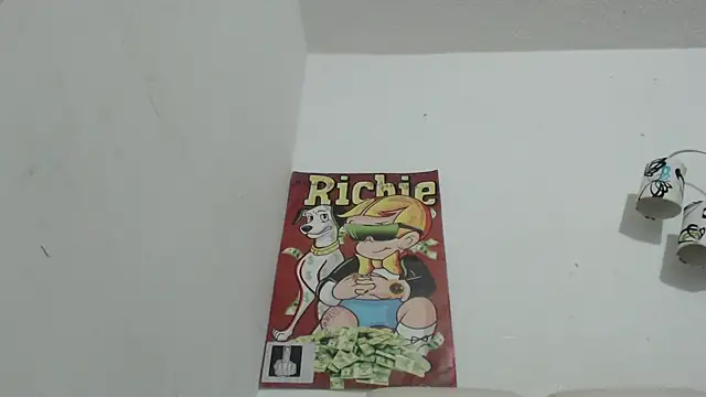 Snapshot of Thomasjons_ chatting on November 23, 2025, 12:42 am Thomasjons online show from November 23, 2025, 12:42 am