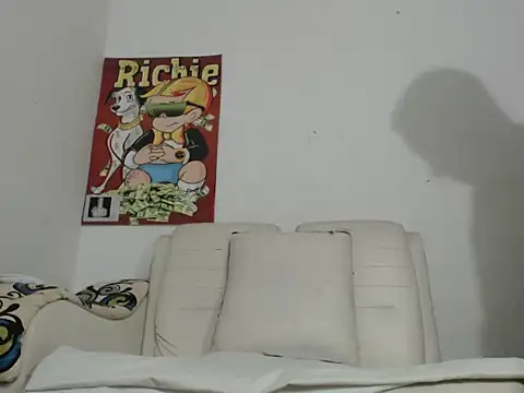 Snapshot of Thomasjons_ chatting on October 28, 2025, 3:07 am Thomasjons online show from October 28, 2025, 3:07 am