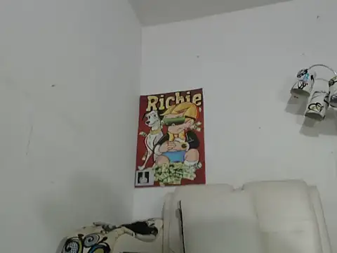 Snapshot of Thomasjons_ chatting on November 10, 2025, 10:09 am Thomasjons online show from November 10, 2025, 10:09 am