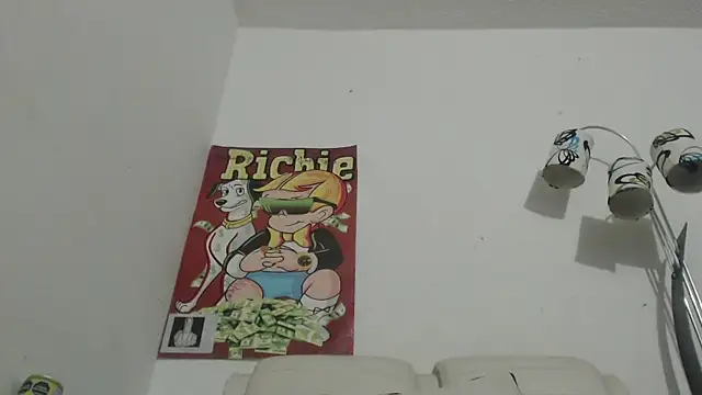 Snapshot of Thomasjons_ chatting on November 22, 2025, 1:59 am Thomasjons online show from November 22, 2025, 1:59 am