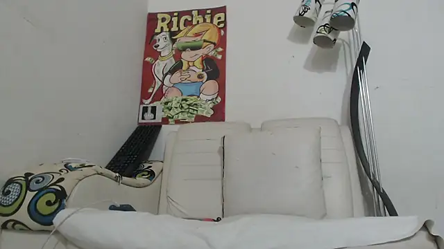 Snapshot of Thomasjons_ chatting on November 15, 2025, 8:02 pm Thomasjons online show from November 15, 2025, 8:02 pm