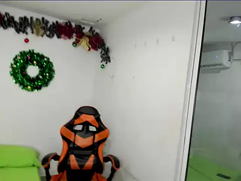 kenshi roa online show from December 14, 2025, 2:51 am