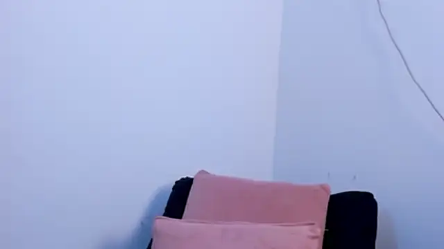 axel davis  online show from November 6, 2025, 11:03 am