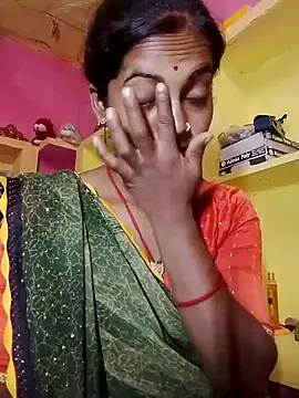 Hot bbbb online show from October 16, 2025, 7:00 pm