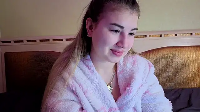 Snapshot of sugarskitty chatting on February 25, 2026, 12:05 pm sugarskitty online show from February 25, 2026, 12:05 pm