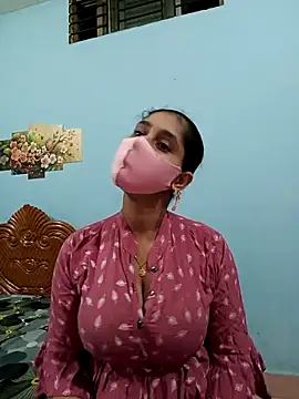 Snapshot of Cute_Faria chatting on December 23, 2025, 3:39 am Cute Faria online show from December 23, 2025, 3:39 am