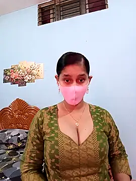 Snapshot of Cute_Faria chatting on December 19, 2025, 4:05 am Cute Faria online show from December 19, 2025, 4:05 am