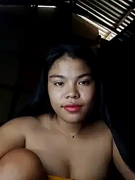 Snapshot of cloe_candy19 chatting on October 10, 2025, 10:32 pm cloe candy19 online show from October 10, 2025, 10:32 pm