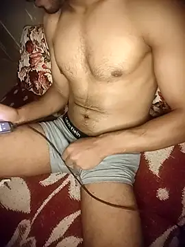 ahmed-eg1997 online show from April 14, 2026, 12:48 am