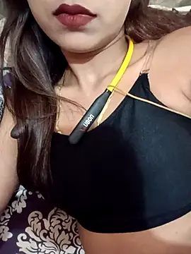 payalsharma95 online show from October 11, 2025, 5:14 pm