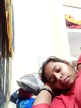 Hot crety online show from February 3, 2026, 2:53 am