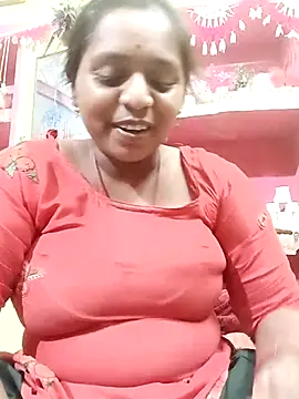 Snapshot of Hot_crety chatting on May 19, 2026, 4:03 pm Hot crety online show from May 19, 2026, 4:03 pm