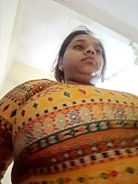 Hot crety online show from October 12, 2025, 11:50 pm