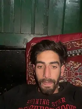 lyath3245 online show from March 19, 2026, 6:13 am