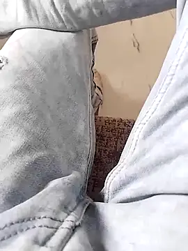 Snapshot of Wet_BunnyFun chatting on September 22, 2025, 4:40 am Wet BunnyFun online show from September 22, 2025, 4:40 am