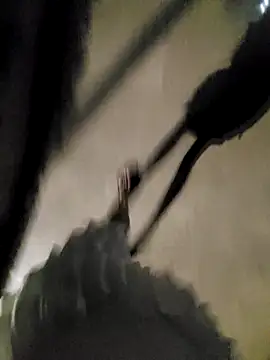 meomeocute online show from September 18, 2025, 1:47 pm