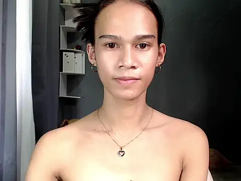 Snapshot of urseductivebarbie_xx chatting on February 3, 2026, 6:40 am urseductivebarbie xx online show from February 3, 2026, 6:40 am