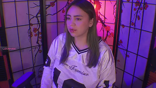 Snapshot of Vanelope_sweet_ chatting on February 19, 2026, 2:36 pm Vanelope sweet online show from February 19, 2026, 2:36 pm