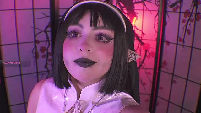 Vanelope sweet  online show from April 4, 2026, 3:02 am