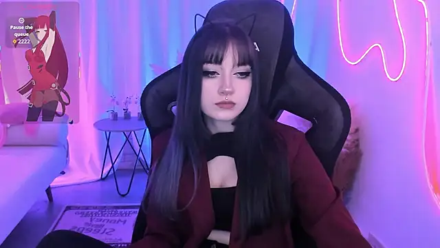 Snapshot of LiliLuna chatting on February 7, 2026, 12:02 pm LiliLuna online show from February 7, 2026, 12:02 pm