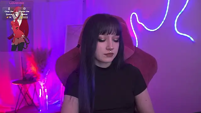 Snapshot of LiliLuna chatting on January 14, 2026, 4:32 pm LiliLuna online show from January 14, 2026, 4:32 pm