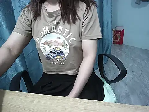 Snapshot of _Sara_768 chatting on February 19, 2026, 4:53 am Sara 768 online show from February 19, 2026, 4:53 am