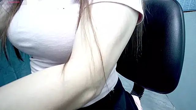 Snapshot of _Sara_768 chatting on November 29, 2025, 1:22 pm Sara 768 online show from November 29, 2025, 1:22 pm