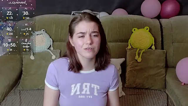 Snapshot of ElzaBlis chatting on March 1, 2026, 4:18 pm ElzaBlis online show from March 1, 2026, 4:18 pm