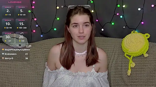 Snapshot of ElzaBlis chatting on January 5, 2026, 5:27 pm ElzaBlis online show from January 5, 2026, 5:27 pm