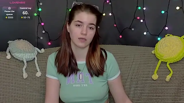 Snapshot of ElzaBlis chatting on January 10, 2026, 2:56 pm ElzaBlis online show from January 10, 2026, 2:56 pm