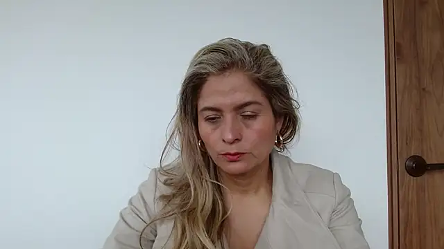 Snapshot of linda-mature43 chatting on September 17, 2025, 4:31 pm linda-mature43 online show from September 17, 2025, 4:31 pm