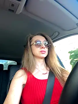 MarinaDiva11 74 online show from September 14, 2025, 12:27 pm