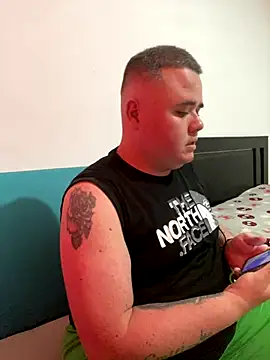 Chimbo-1996 online show from September 12, 2025, 8:19 pm