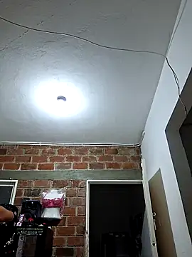 NARNYALABELLA online show from October 21, 2025, 10:36 am