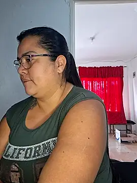 NARNYALABELLA online show from December 14, 2025, 2:44 pm