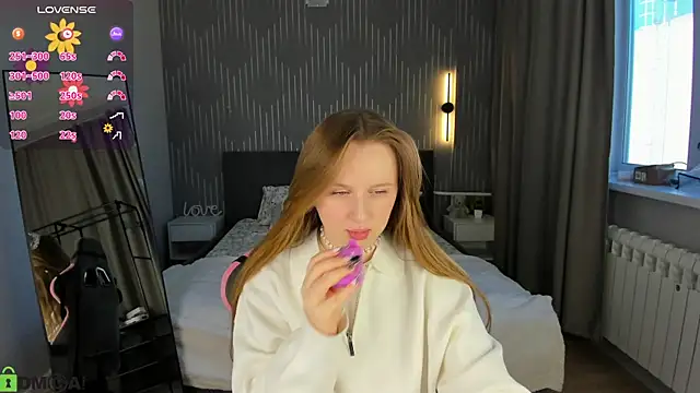 Rina Panic online show from March 31, 2026, 1:07 am