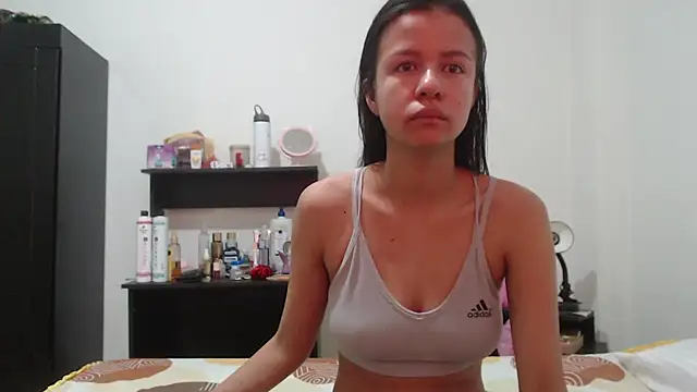 nathaly jones  online show from July 1, 2026, 12:27 pm
