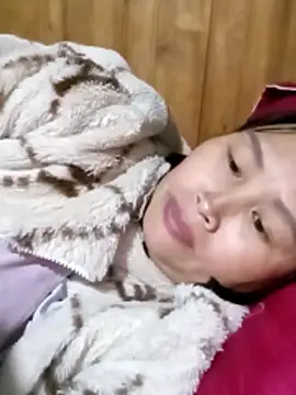 maple694 online show from November 18, 2025, 3:04 pm