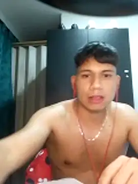 axelvega  online show from March 8, 2026, 5:22 am