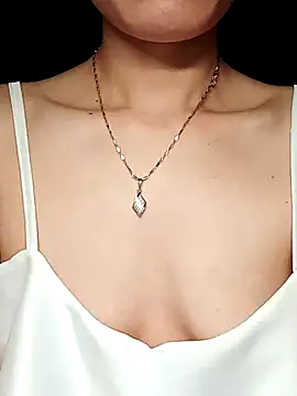 Hinna x online show from October 22, 2025, 9:24 pm