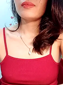 Hinna x online show from March 15, 2026, 1:18 pm